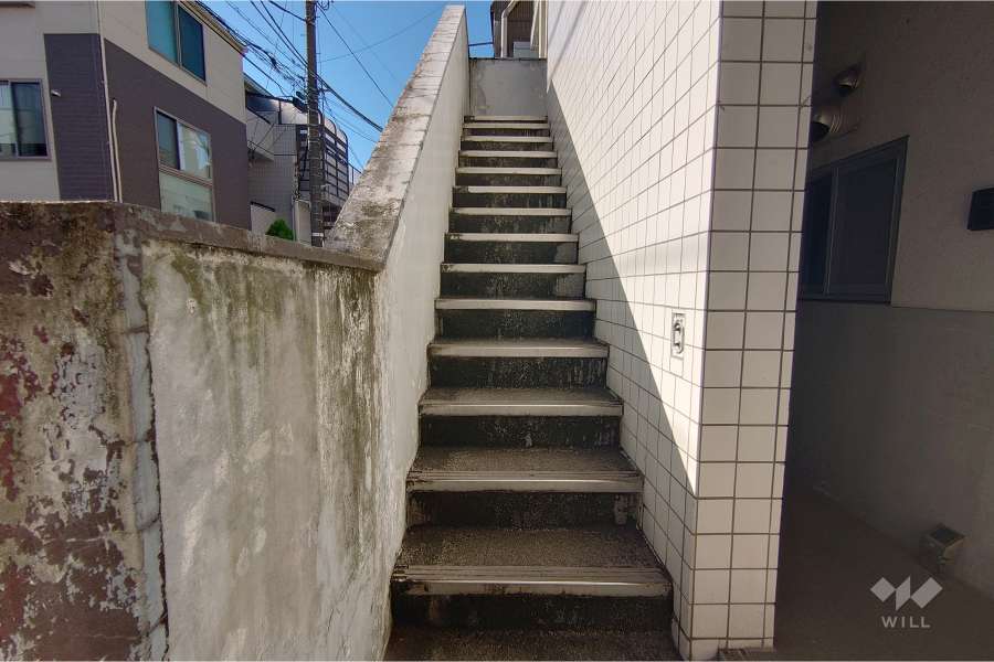 共用階段