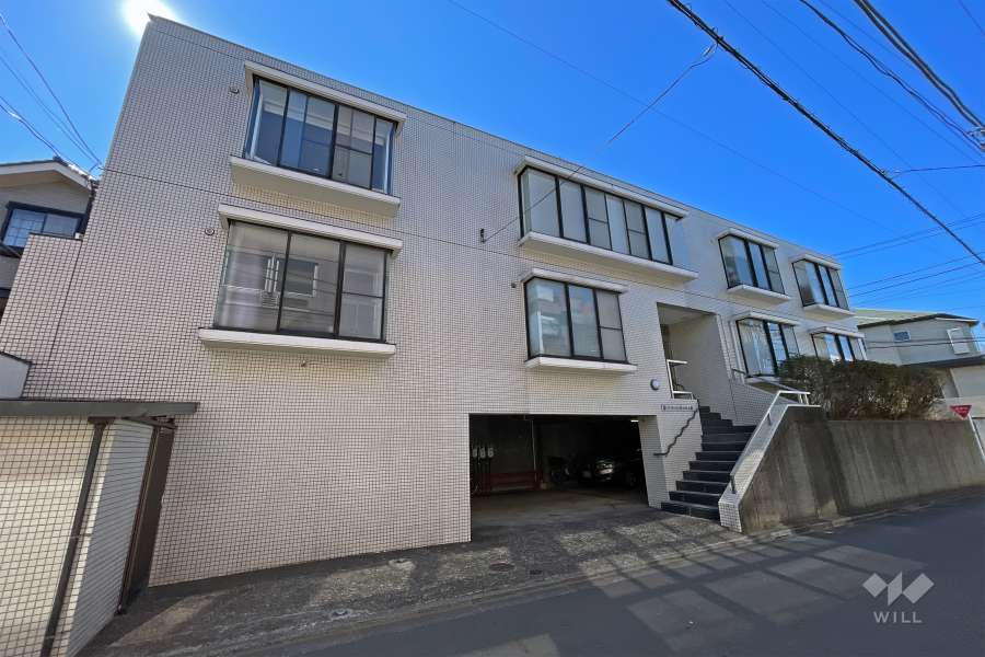 ラクール代々木上原の外観（北東側から）