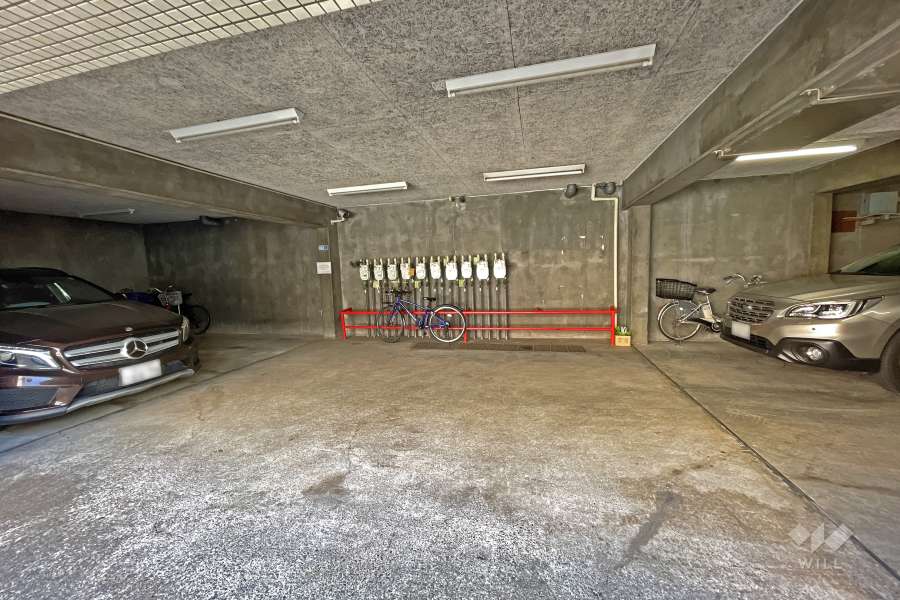 敷地内駐車場（屋内平面式）