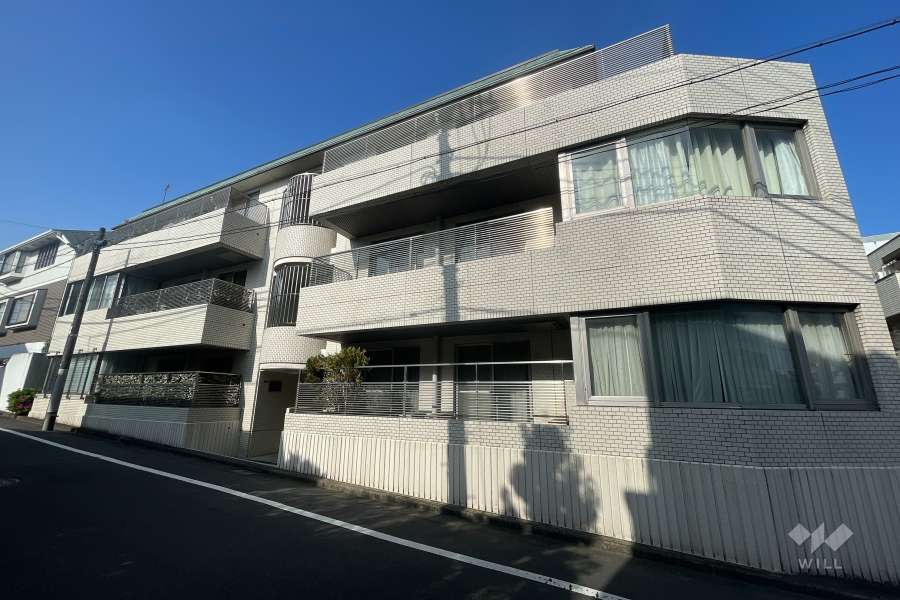 シャルマン松濤の外観（北東側から）