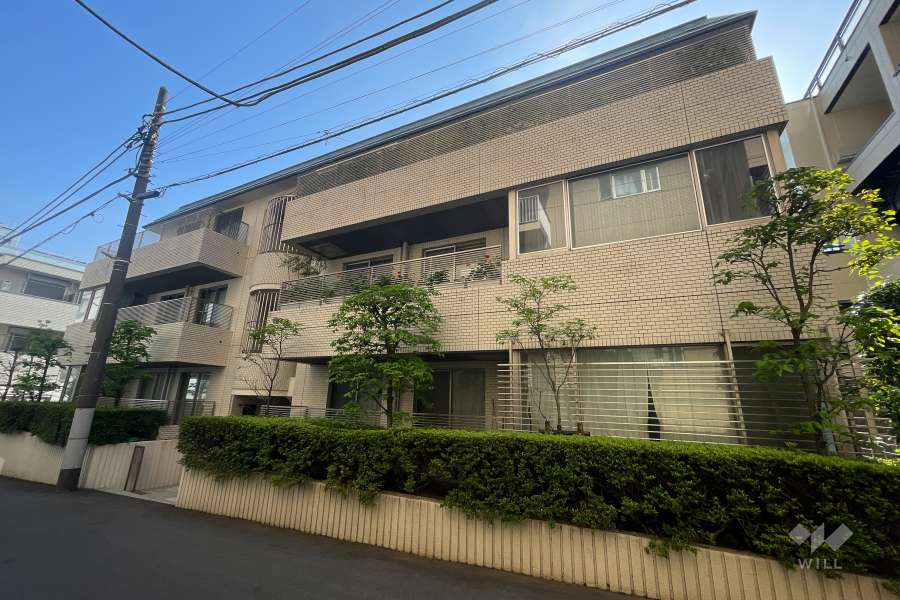 シャルマン松濤の外観（南西側から）