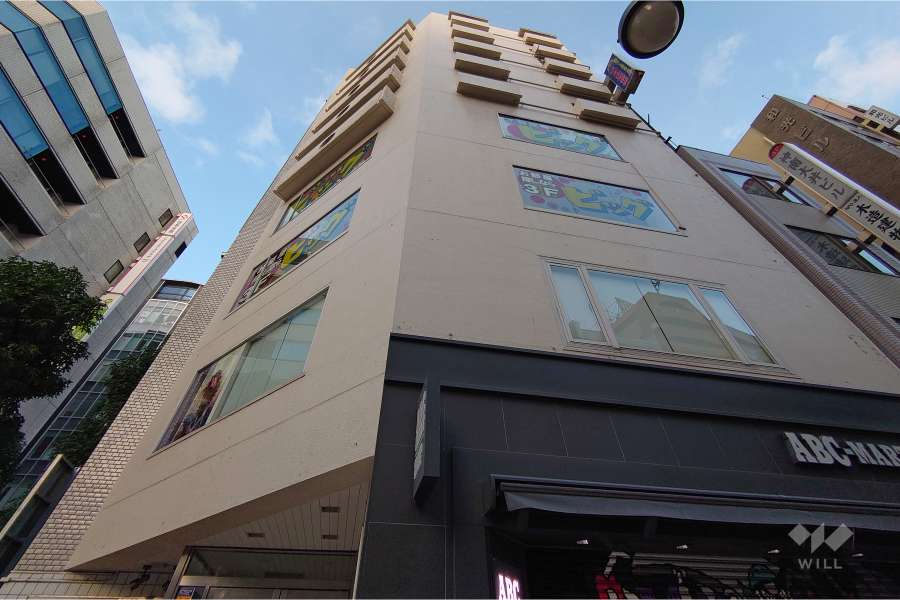 メゾン渋谷の外観（南東側から）