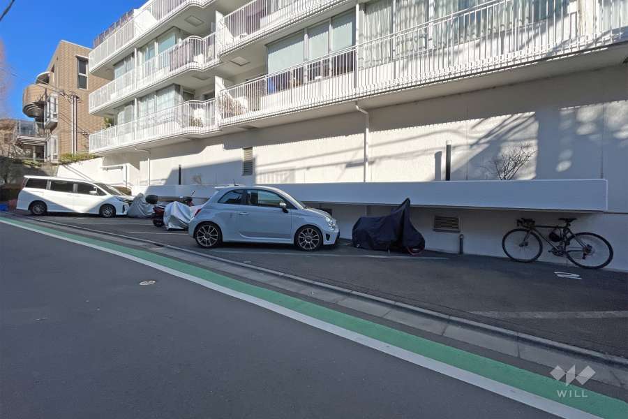 敷地内駐車場（屋外平面式）