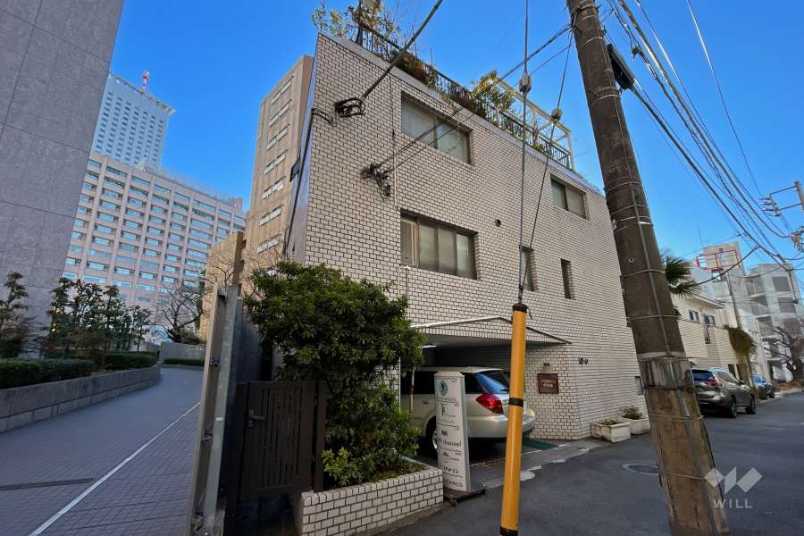 プチメゾン代々木の外観（西側から）