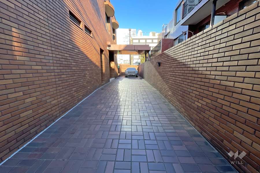 エントランスアプローチ