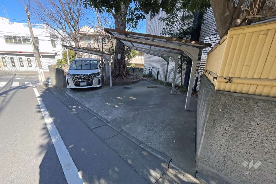 敷地内駐車場（屋外平面式）