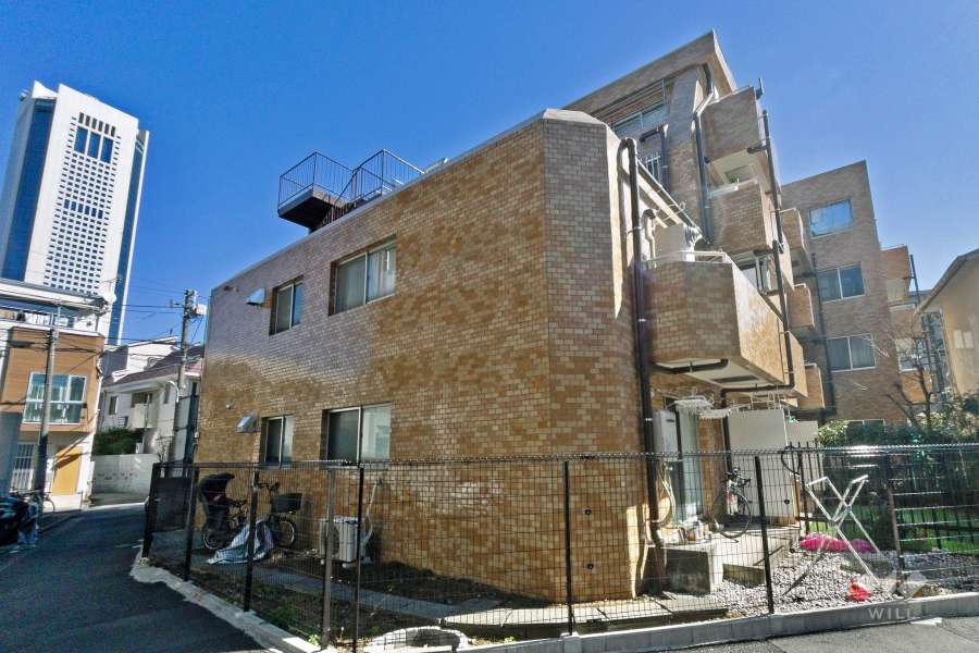 「サンシャインコーポベル初台」の外観（北西側から）