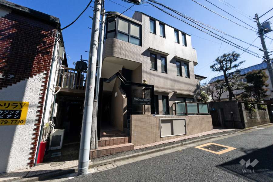 コモンヒルズ本町の外観（北西側から）