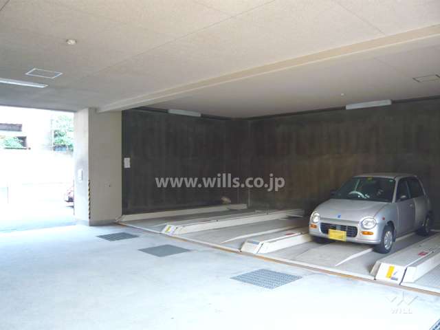 屋内機械式駐車場