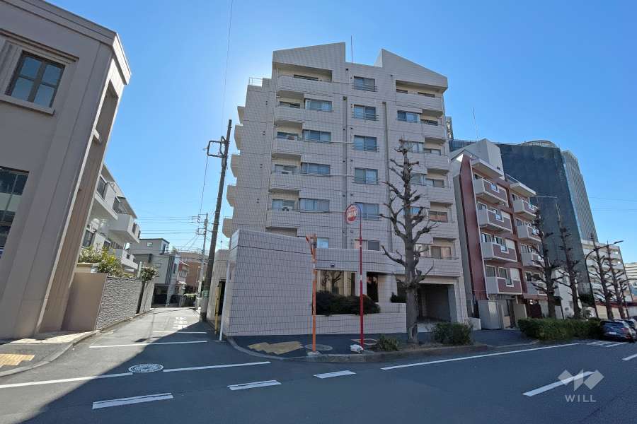 ヴェラハイツ広尾の外観(西側から）