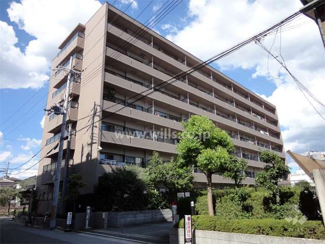 武庫之荘ガーデンハウスの外観（南西側から）