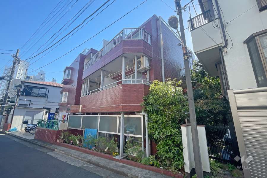 ユースフル笹塚の外観（北東側から）