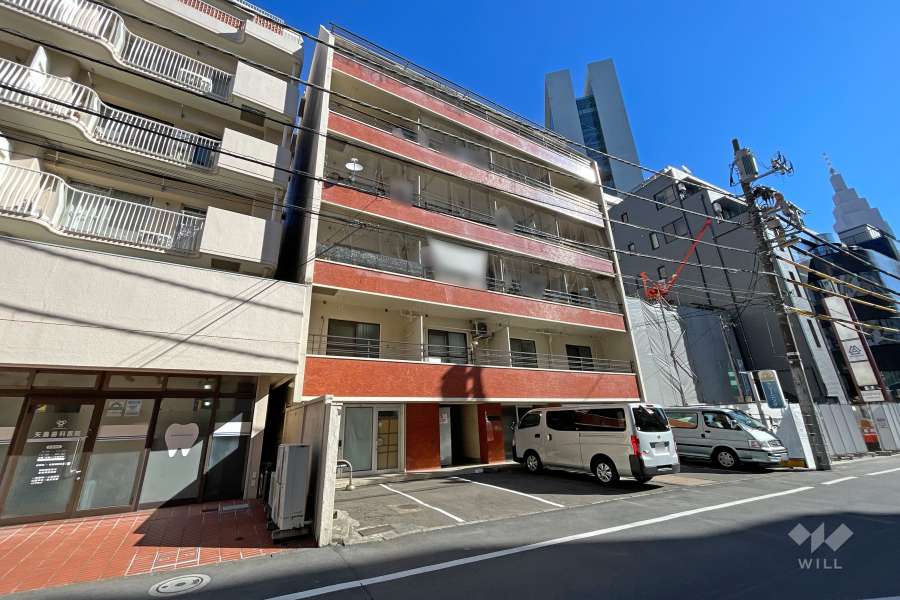 カースル代々木の外観(南西側から）