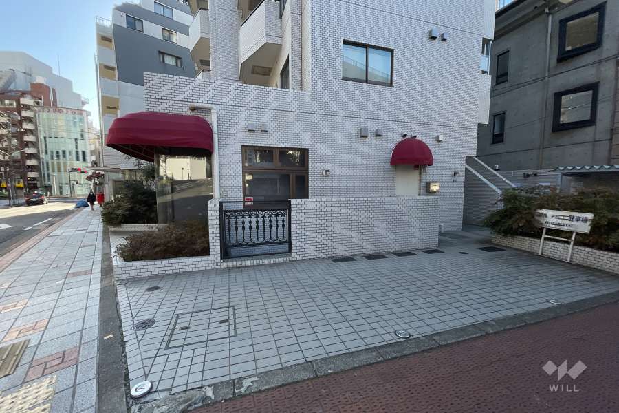 敷地内駐車場（屋外平面式）