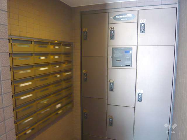 宅配ボックスと共用ポスト