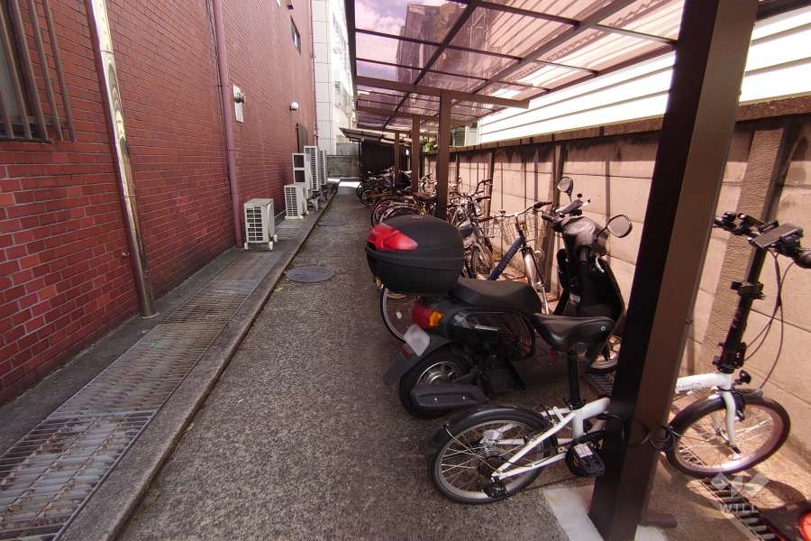 駐輪場、バイク置場