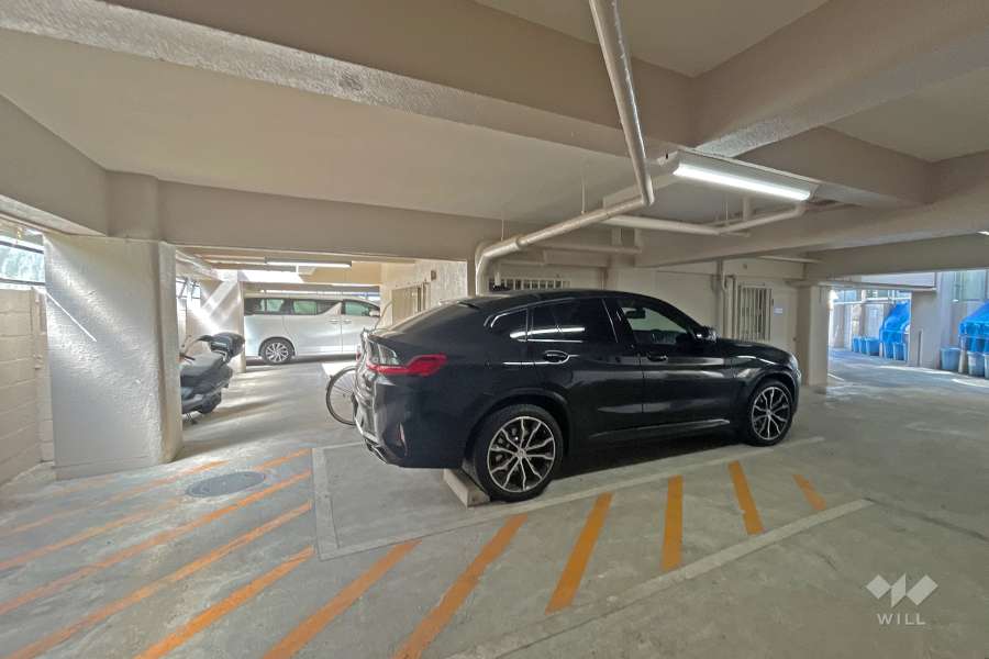 敷地内駐車場（屋内平面式）