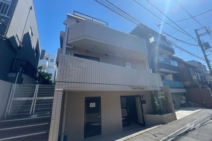 ルーブル幡ヶ谷の外観（北東側から）