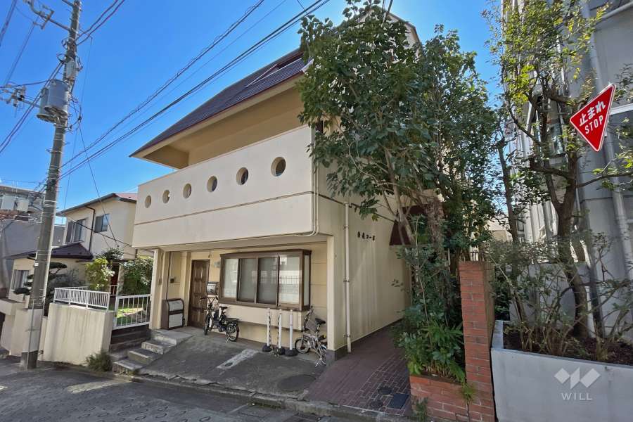 秀建コーポの外観（北側から）