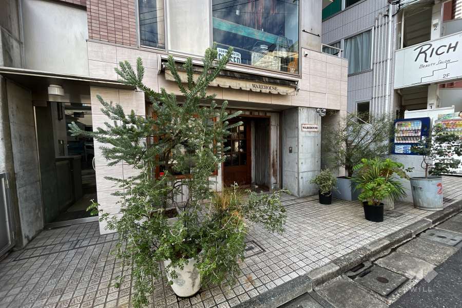 建物1階のテナント