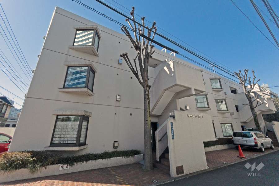 初台ニューハイツの外観（南東側から）