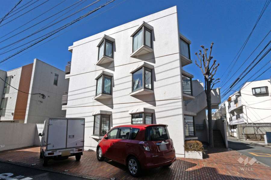 初台ニューハイツの外観（南側から）