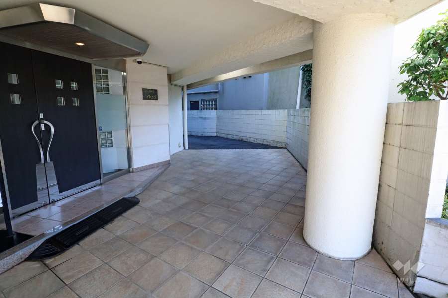 駐車場の出入り口