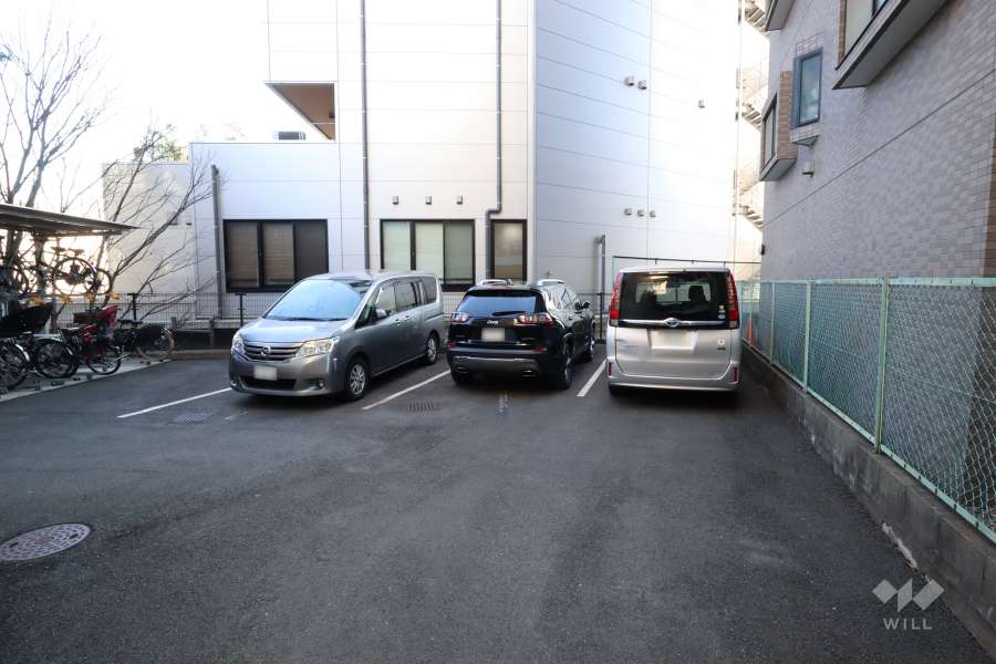敷地内駐車場（屋外平面式）