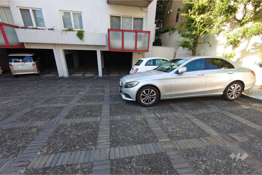 敷地内駐車場（屋内平面式、屋外平面式）