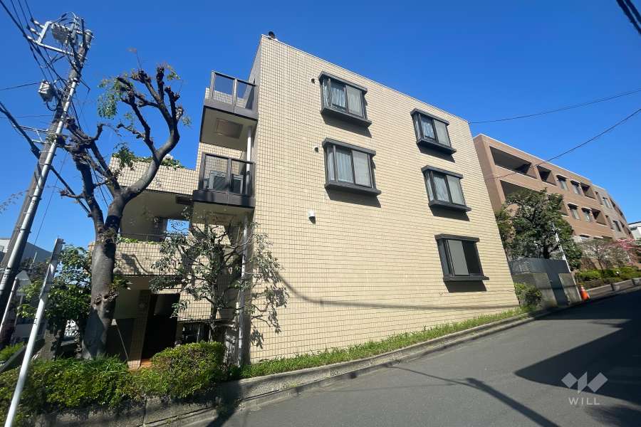 グランドメゾン代々木上原の外観（南西側から）