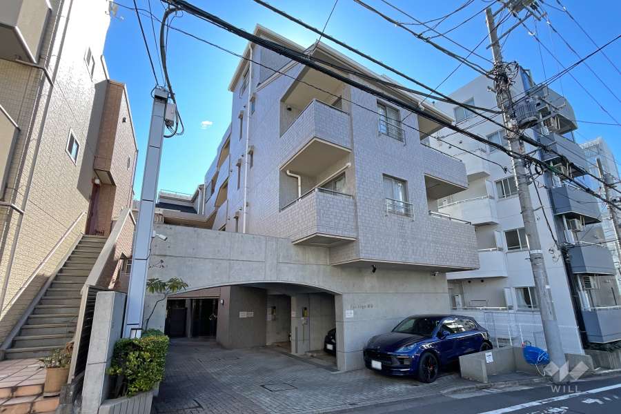 フェアロージュ初台の外観（北側から）