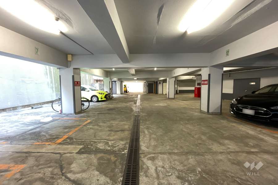 敷地内駐車場（屋内平面式）