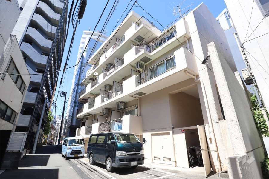 グリーンフラット代々木の外観（南側から）