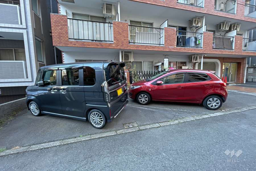 敷地内駐車場（屋外平面式）