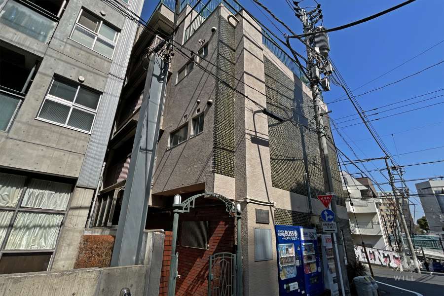 恵比寿パレスの外観（南西側から）