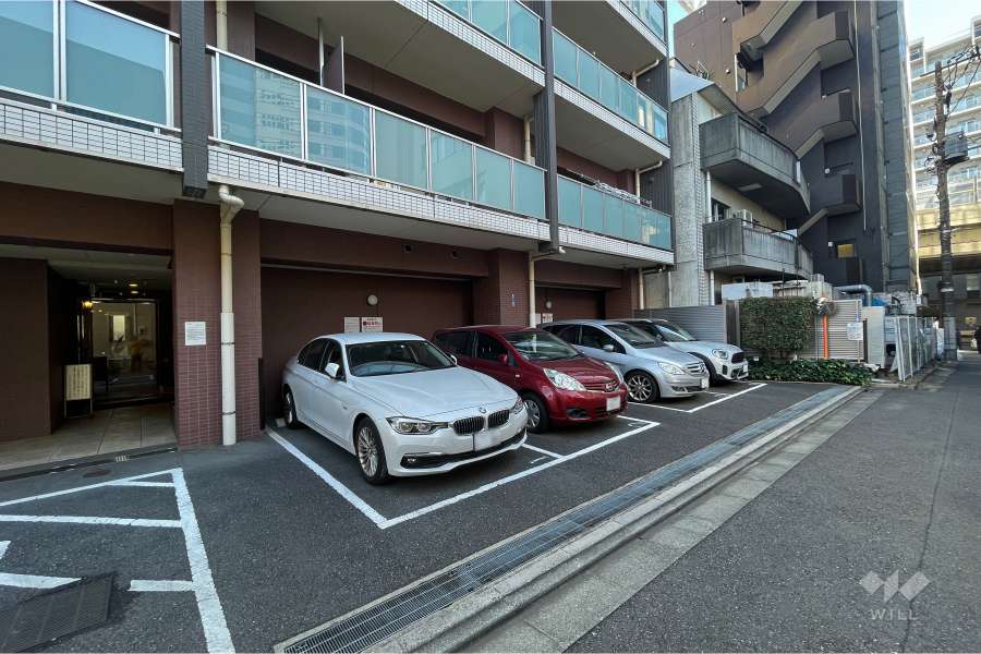 敷地内駐車場（屋外平面式）