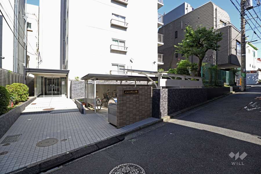 敷地の出入り口