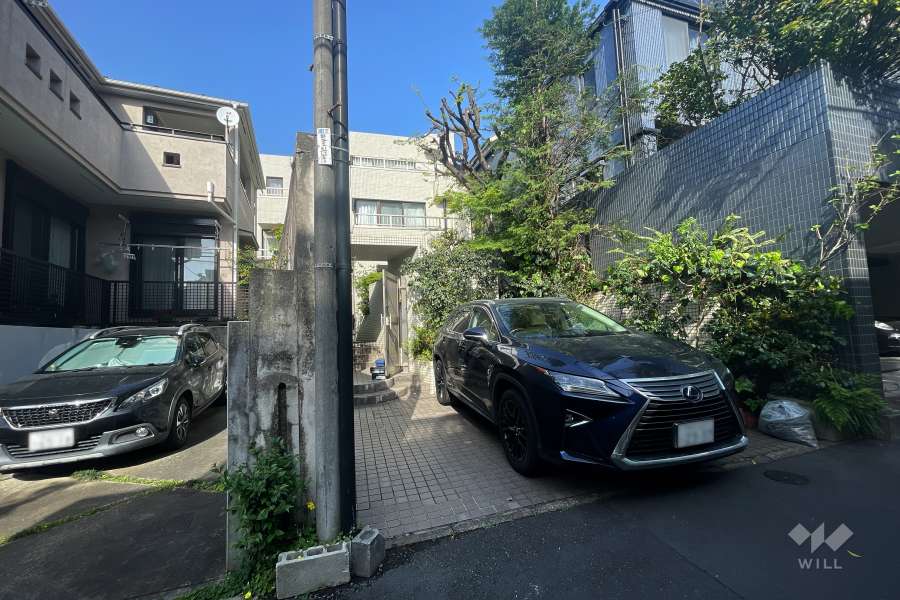 ベルヴィーユ渋谷の外観（南西側から）