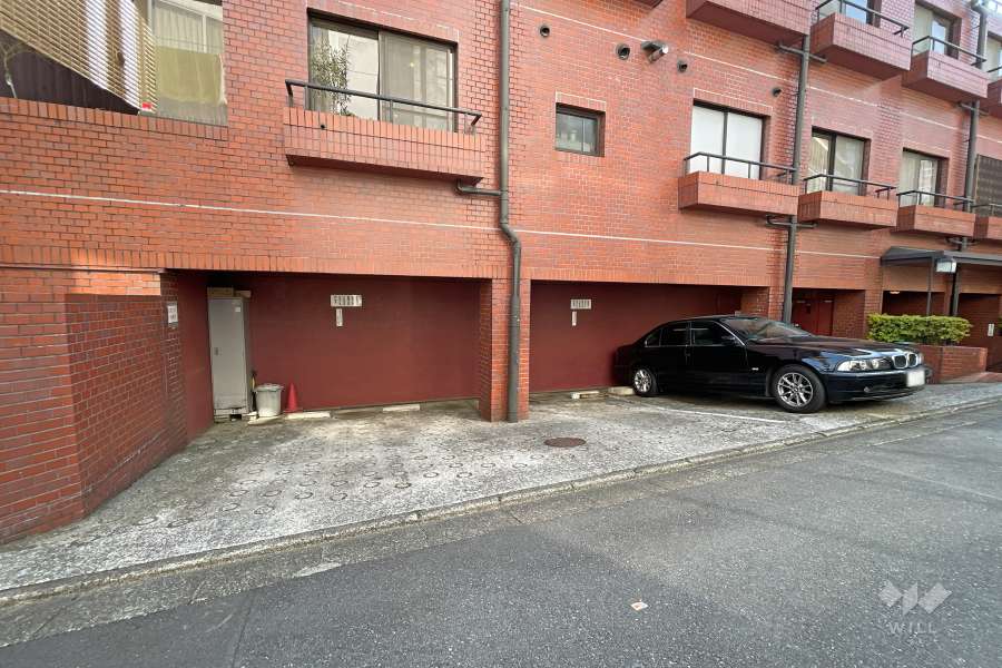 敷地内駐車場（屋外平面式）