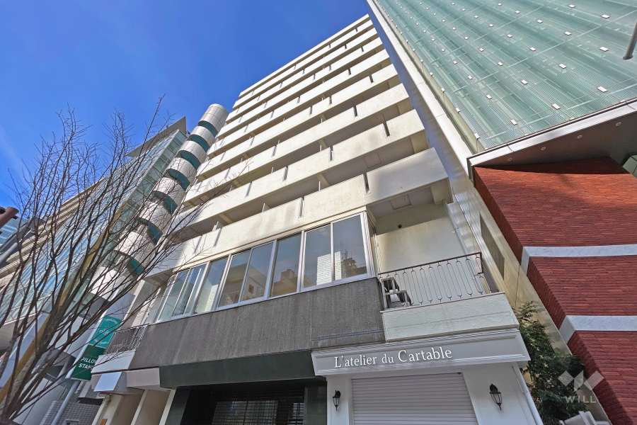 エムエフ青山の外観（南東側から）