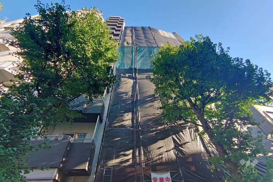 ライオンズマンション笹塚の外観8北東側から）※2023年9月現在、大規模修繕工事中