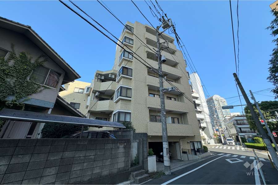 グランドメゾン恵比寿南の外観（南東側から）