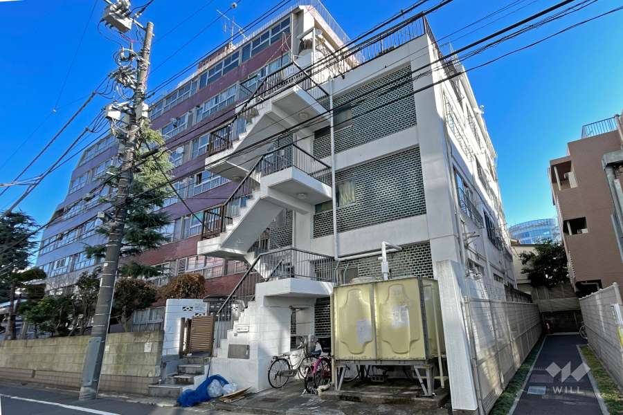 原宿マンションの外観（南西側から）