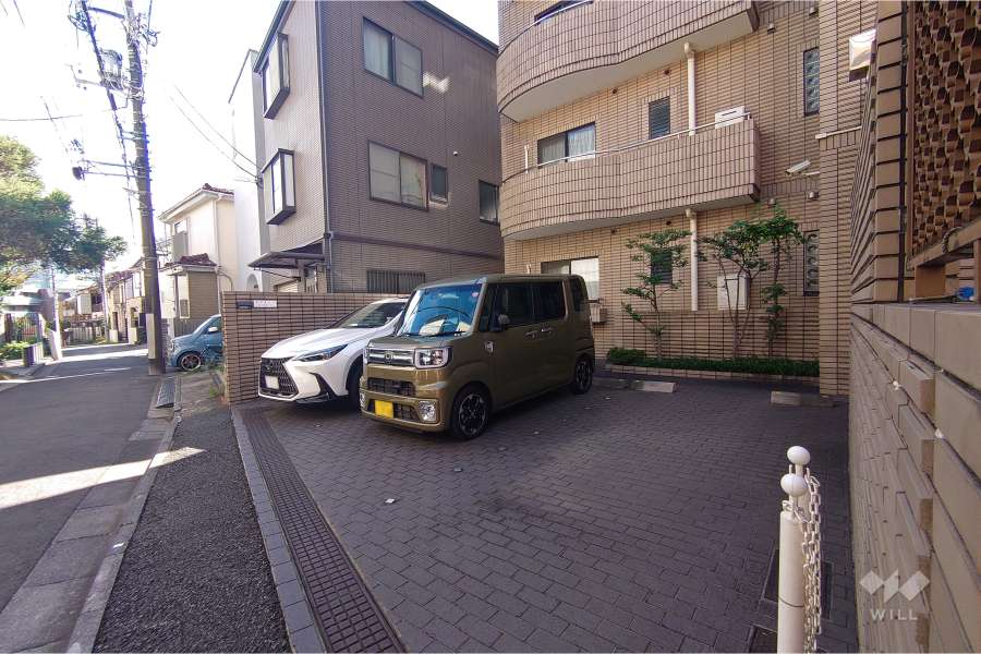 敷地内駐車場（屋外平面式）