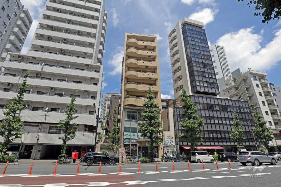 敷地南側前面道路は駒沢通り（都道416号）です。