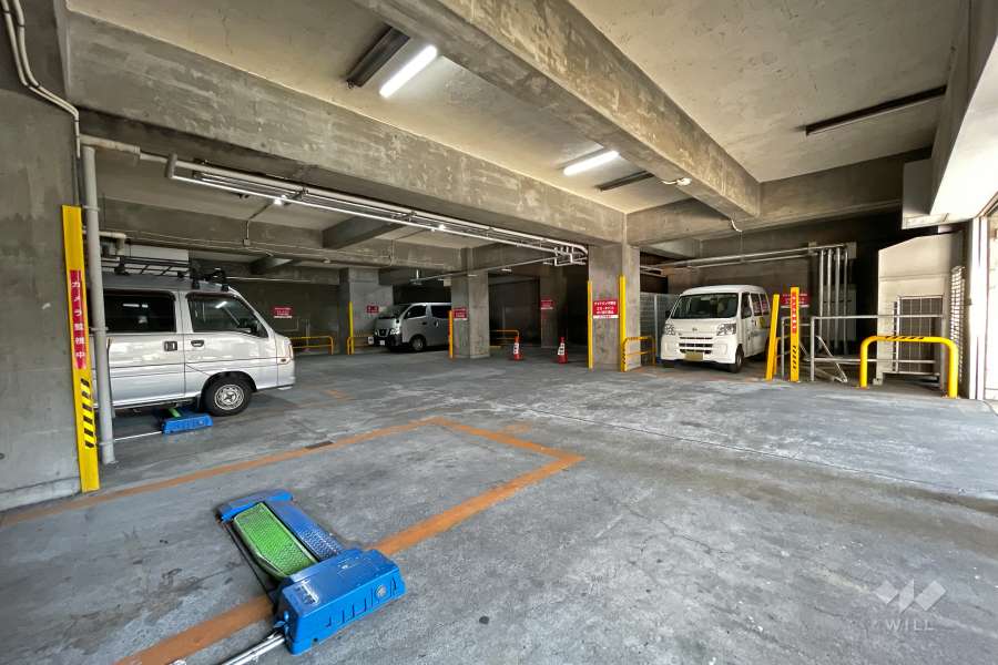 敷地内駐車場（屋内平面式）