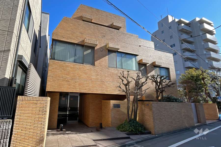 グランエクレール富ヶ谷の外観（南西側から）