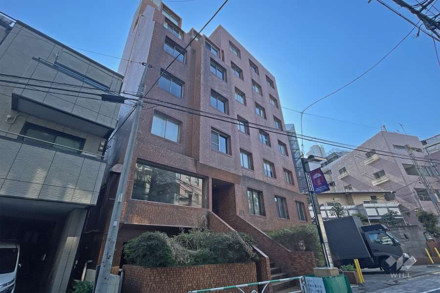 ビジデンス千駄ヶ谷の外観（北東側から）