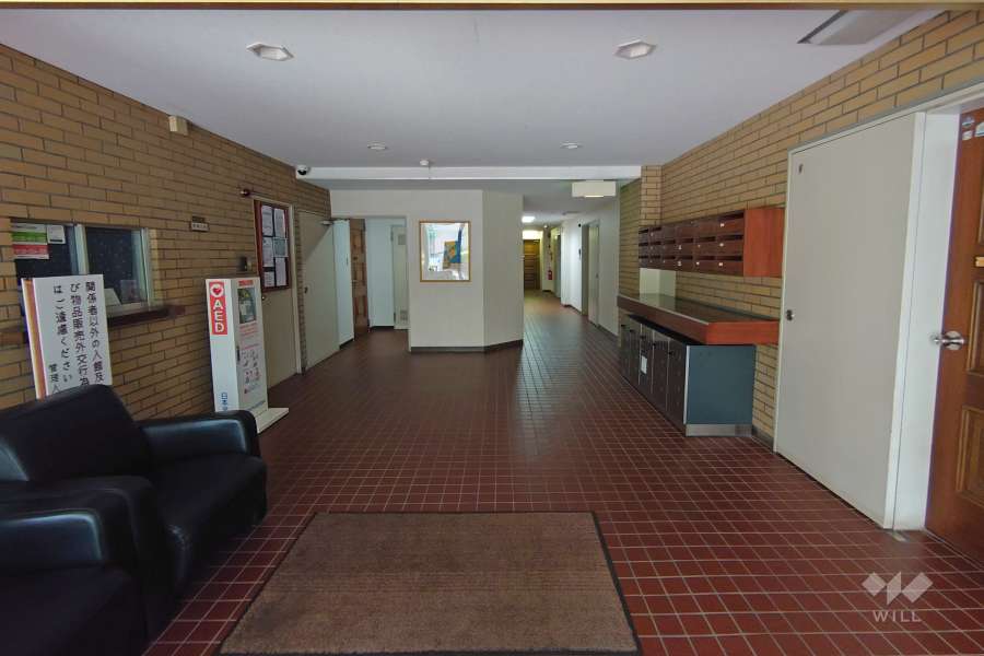 エントランス内