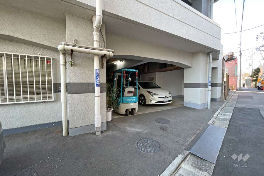 敷地内駐車場（屋内平面式）